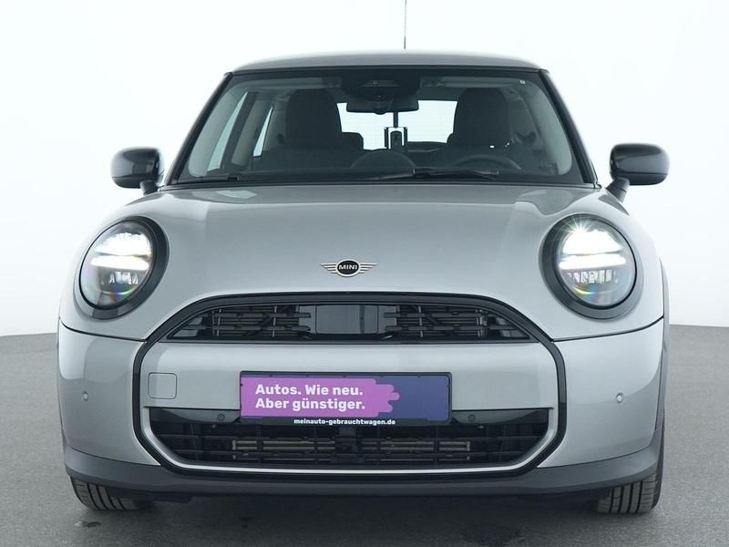 Second-hand Mini Cooper Essential 156 CP (114 kW) 2024 Argintiu Hatchback