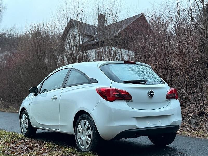 Gebraucht Opel Corsa 90 PS (66 kW) 2017 Weiß Kleinwagen