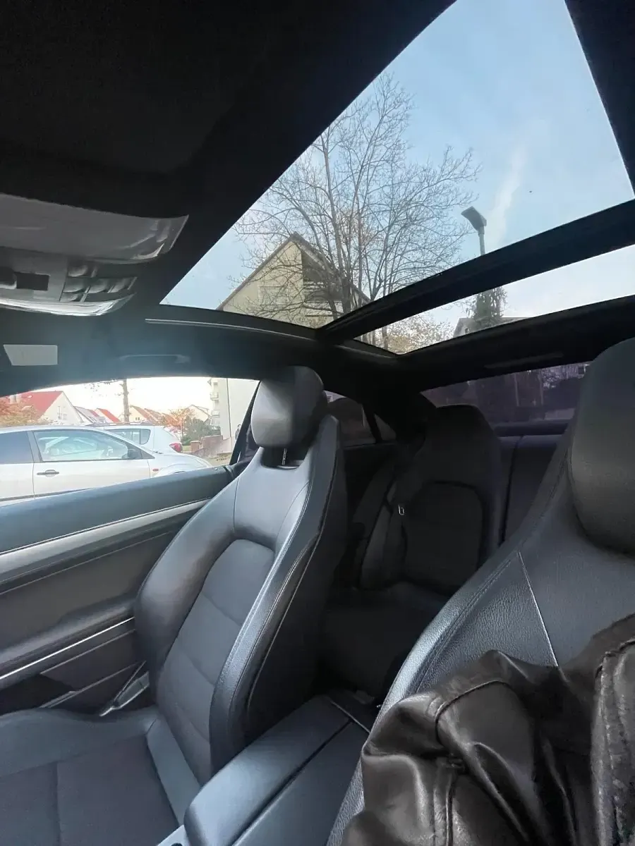 Gebraucht Mercedes E200 184 PS (135 kW) 2011 Schwarz Coupé