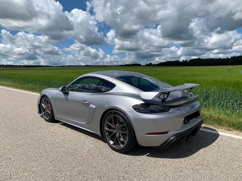 Silber Gebraucht 2020 Porsche Cayman GT4 Coupé | 99.900 € (Guter Preis) - Bild 1/4