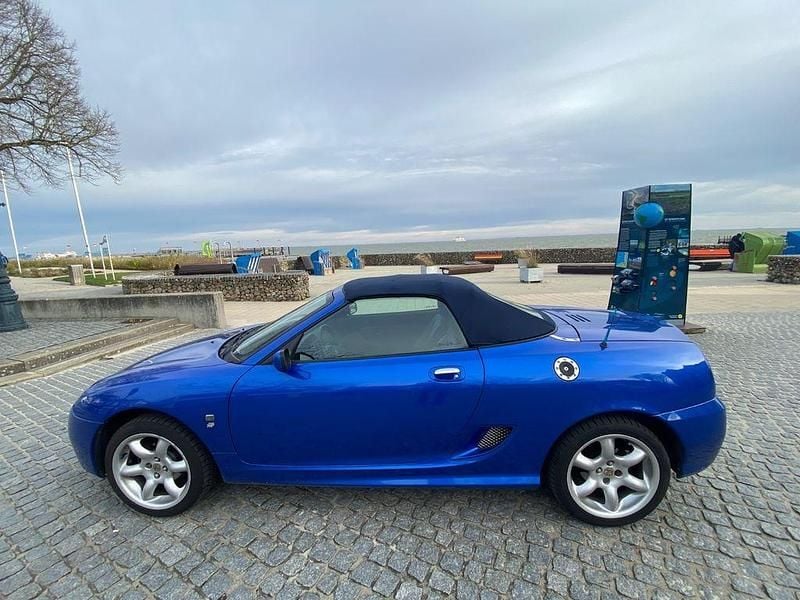 Gebraucht MG TF 136 PS (100 kW) 2004 Blau Cabrio