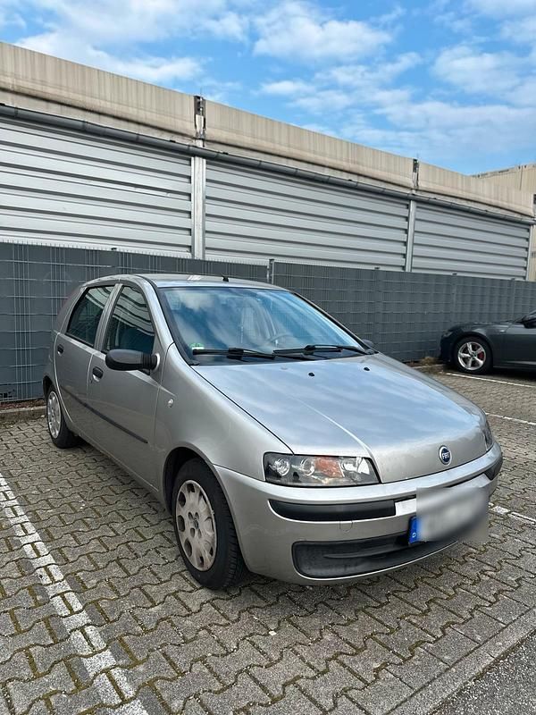 Silber Gebraucht 2000 Fiat Punto Kleinwagen | 700 € - Bild 1/4