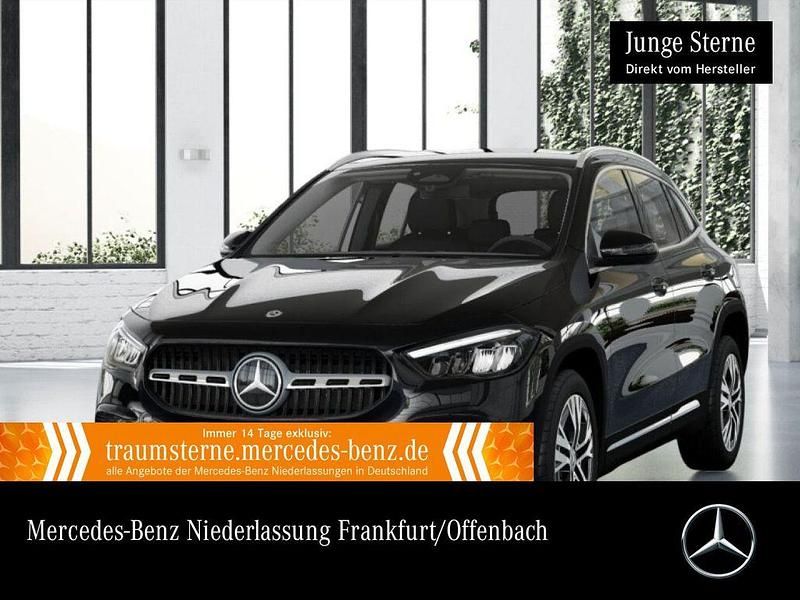 Kosmosschwarz Gebraucht 2024 Mercedes GLA180 Progressive SUV | 34.990 € (Guter Preis) - Bild 1/3