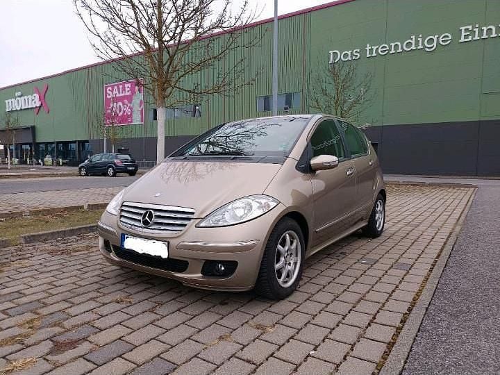 Gebraucht Mercedes 170 Elegance 114 PS (83 kW) 2007 Gold Limousine