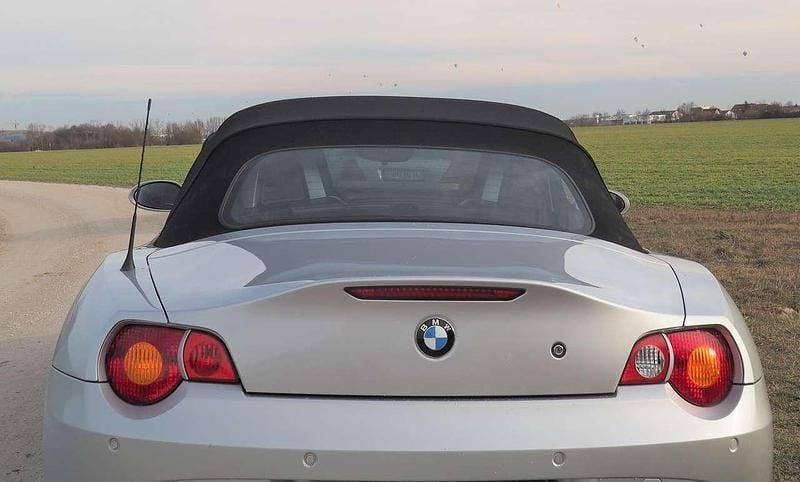 Gebraucht BMW Z4 192 PS (141 kW) 2005 Silber Cabrio