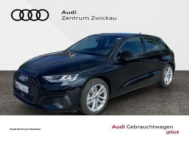 Schwarz Gebraucht 2021 Audi A3 Sportback Basis Kombi | 21.930 € - Bild 1/4