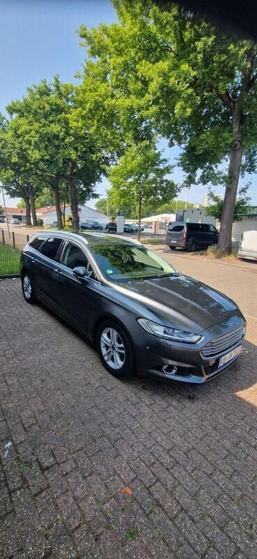 Grau Gebraucht 2016 Ford Mondeo Titanium Kombi | 7.400 € (Fairer Preis) - Bild 1/4