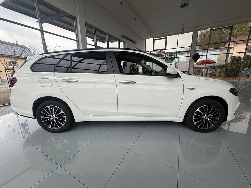 Gebraucht Fiat Tipo 131 PS (96 kW) 2024 Weiß Limousine