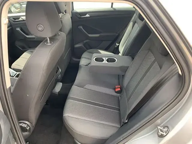 Neu VW T-Roc Life 150 PS (110 kW) 2026 Pyritsilber SUV