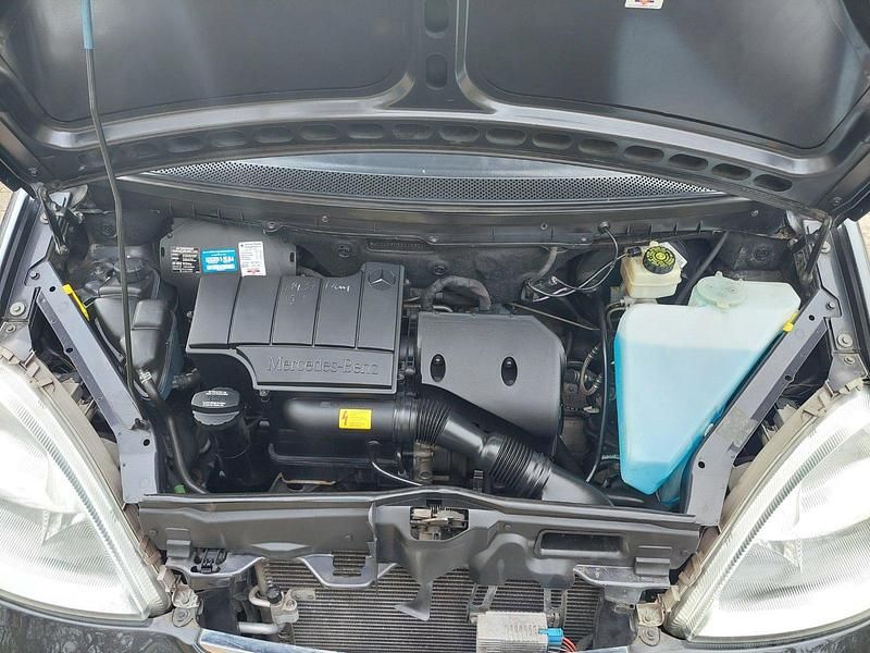 Gebraucht Mercedes A160 102 PS (75 kW) 2001 Grau Limousine