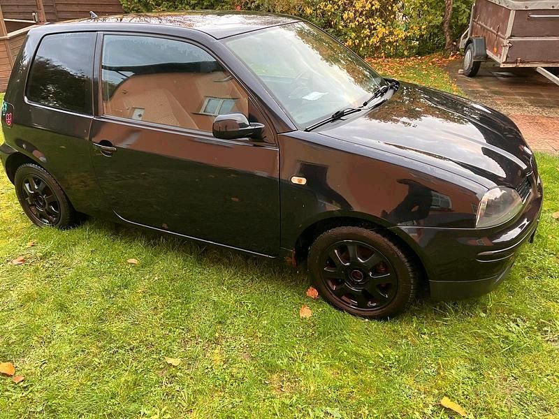 Schwarz Gebraucht 2004 Seat Arosa Stella Kleinwagen | 400 € (Superpreis) - Bild 1/4