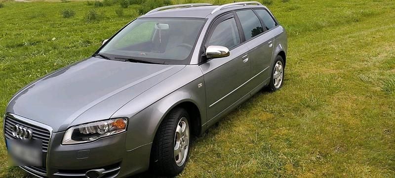 Grau Gebraucht 2006 Audi A4 Kombi | 4.999 € (Fairer Preis) - Bild 1/4