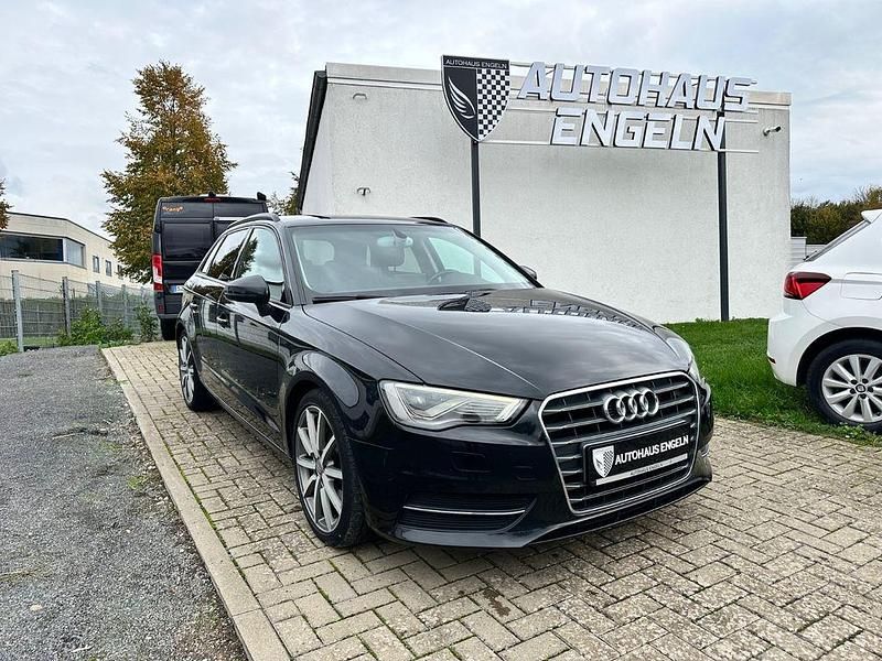Gebraucht Audi A3 Ambiente 184 PS (135 kW) 2014 Schwarz Limousine