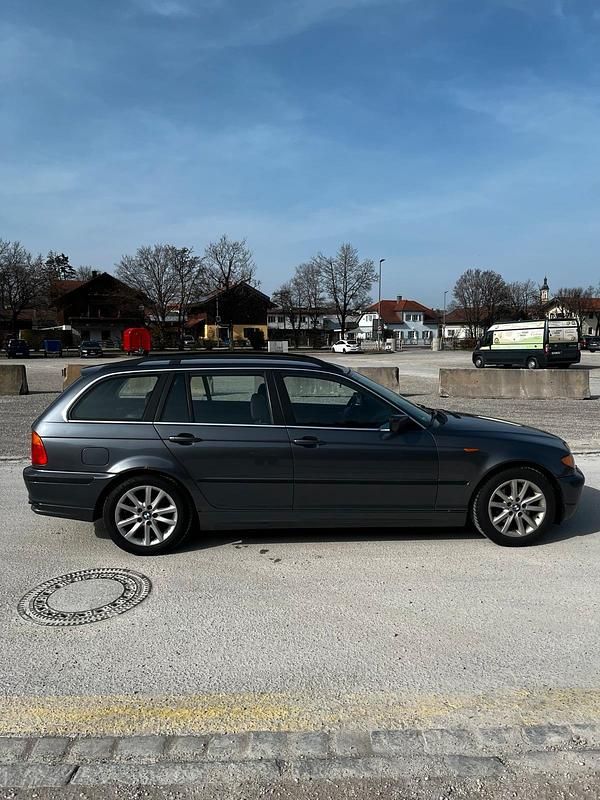 Gebraucht BMW 320 170 PS (125 kW) 2002 Kombi