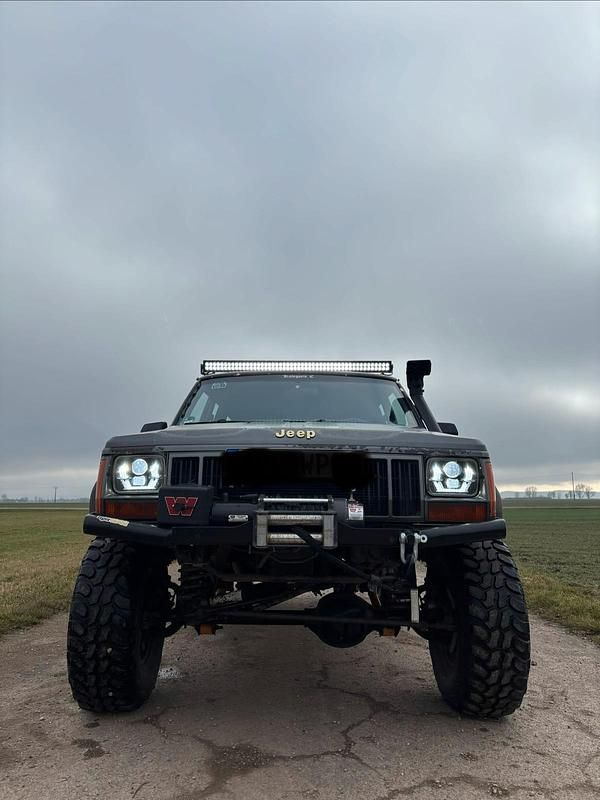 Gebraucht Jeep Cherokee 170 PS (125 kW) 1990 Grau SUV