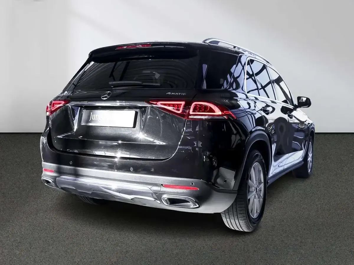 Gebraucht Mercedes GLE300 272 PS (200 kW) 2023 Lack obsidianschwarz SUV
