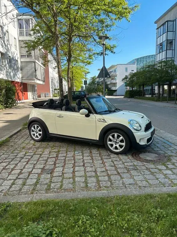 Gebraucht Mini Cooper SD Cabriolet 143 PS (105 kW) 2014 Weiß Cabrio