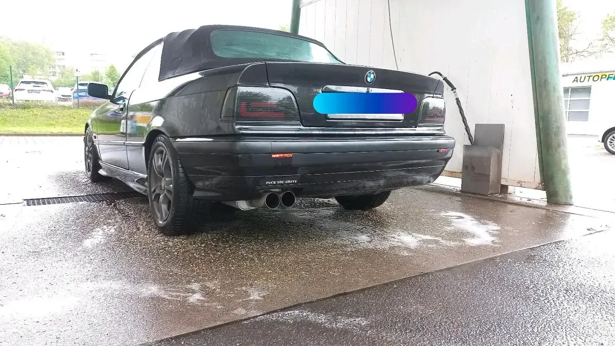 Gebraucht BMW 318 118 PS (86 kW) 1995 Schwarz Cabrio
