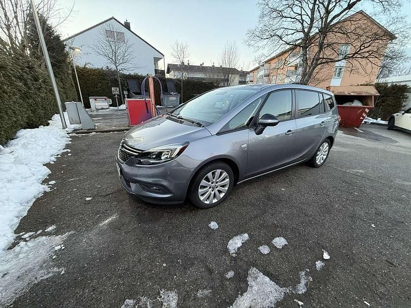 Gebraucht Opel Zafira Tourer Edition 136 PS (100 kW) 2019 Grau Van / Kleinbus