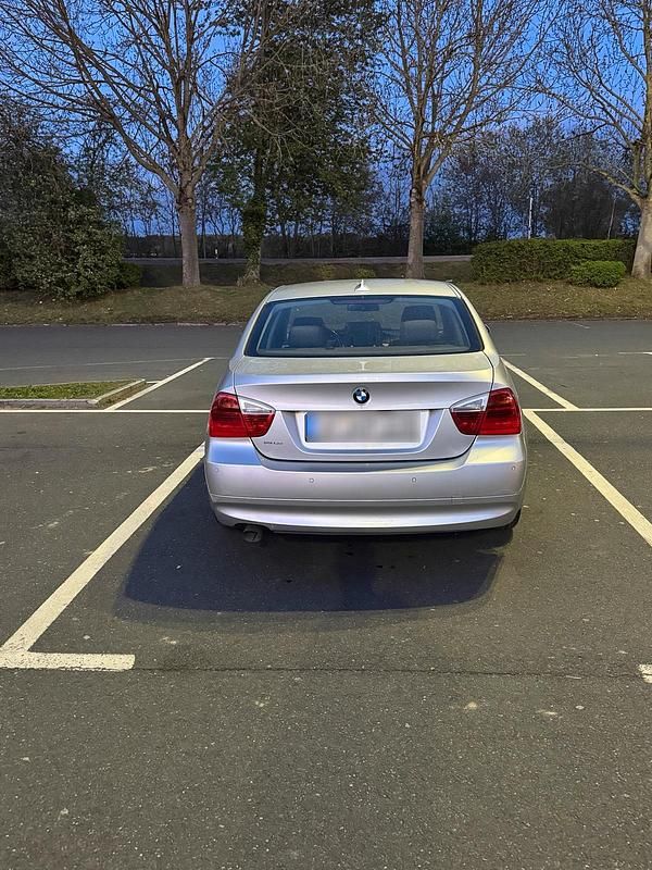 Gebraucht BMW 320 163 PS (119 kW) 2006 Limousine