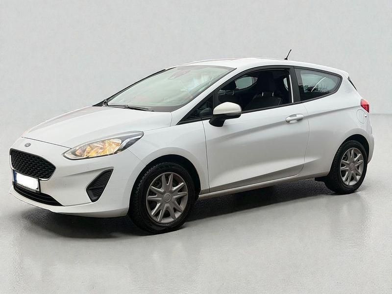 Weiß Gebraucht 2017 Ford Fiesta Trend Kleinwagen | 6.999 € (Guter Preis) - Bild 1/4