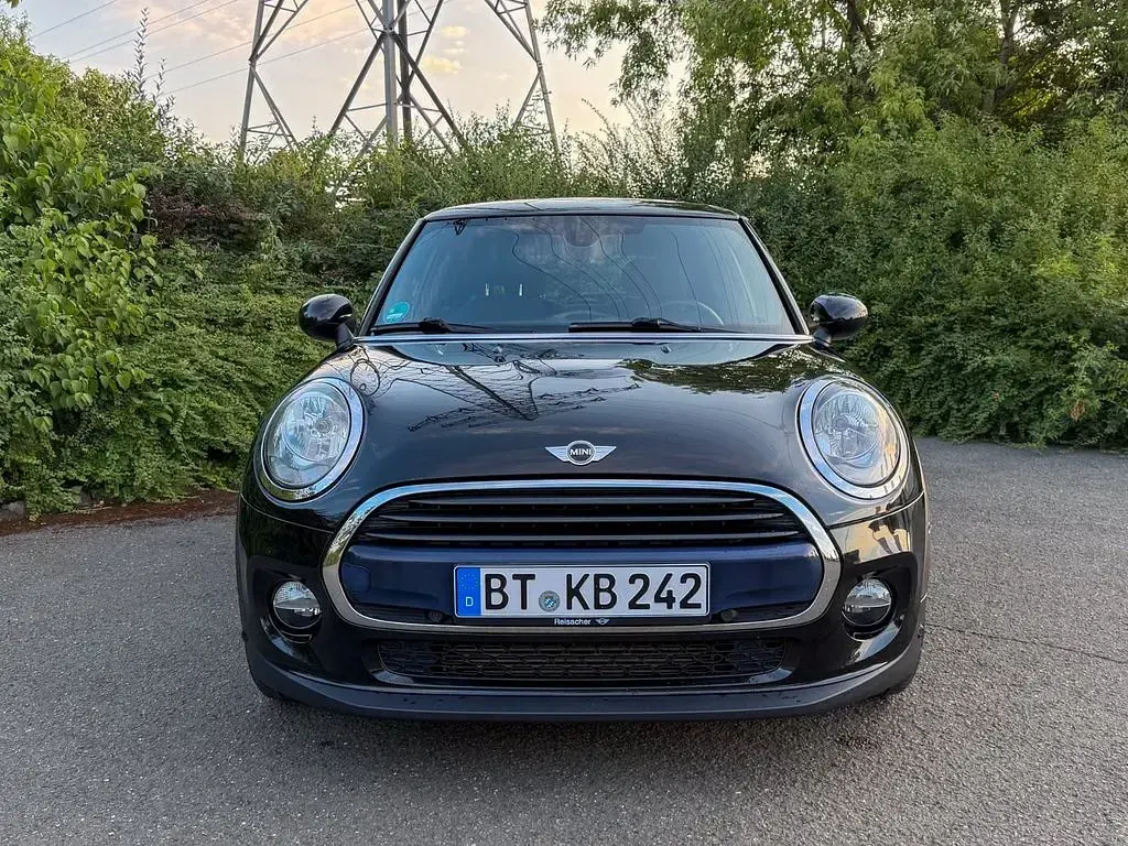 Gebraucht Mini Cooper 136 PS (100 kW) 2016 Schwarz Kleinwagen