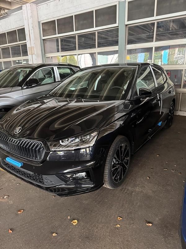 Schwarz Gebraucht 2024 Skoda Fabia Monte Carlo Kleinwagen | 23.250 € (Guter Preis) - Bild 1/4
