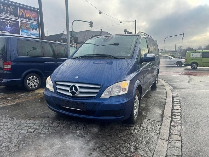 Gebraucht Mercedes Viano Edition 224 PS (164 kW) 2011 Blau Van / Kleinbus