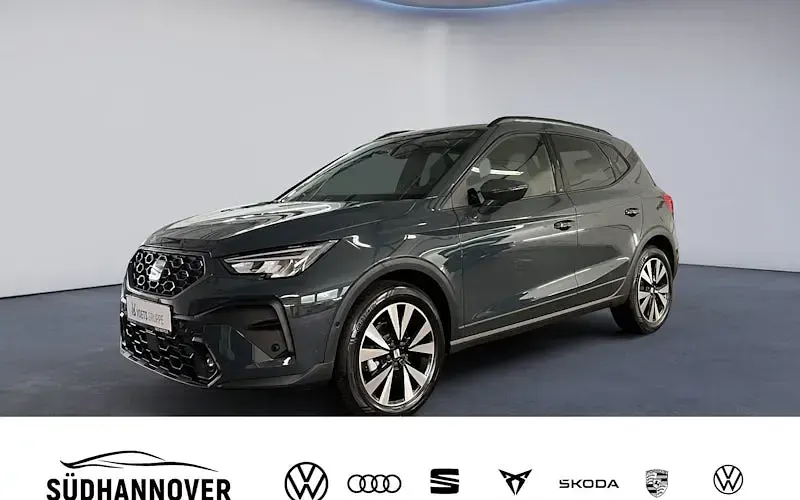 Neu Seat Arona FR 150 PS (110 kW) 2026 Blau SUV