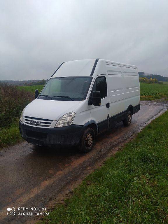 Weiß Gebraucht 2007 Iveco Daily Van / Kleinbus | 3.285 € (Superpreis) - Bild 1/4