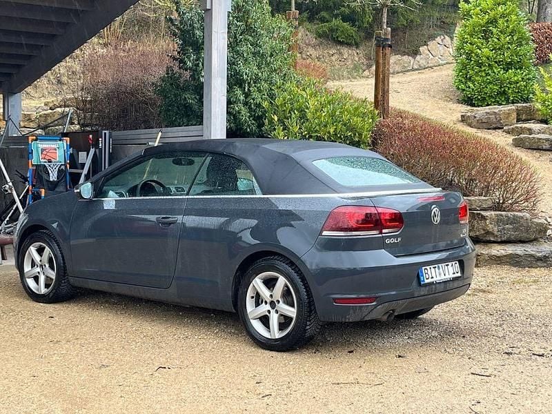 Gebraucht VW Golf Cabriolet 105 PS (77 kW) 2015 Grau Cabrio