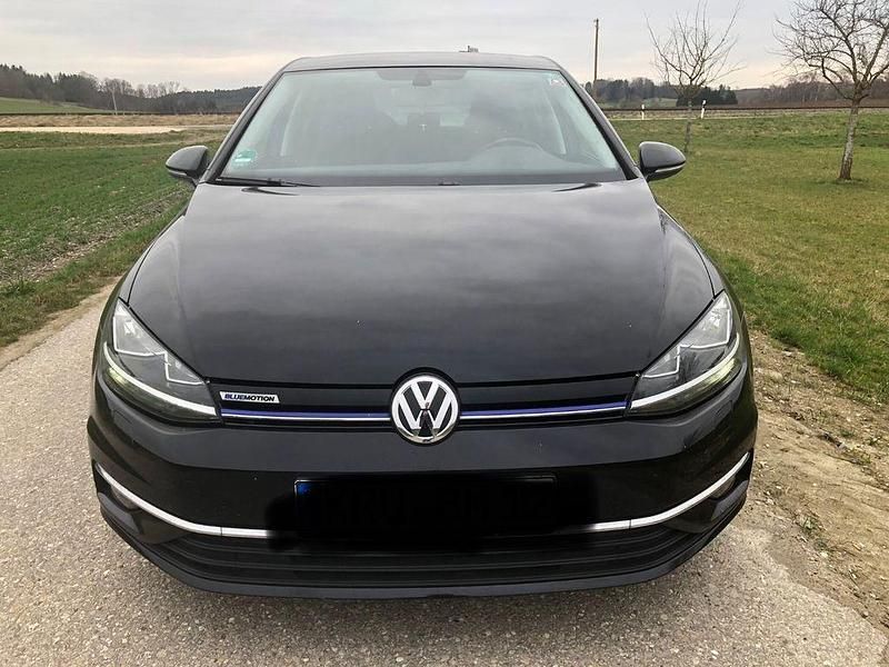 Gebraucht VW Golf VII Join 131 PS (96 kW) 2019 Schwarz Limousine