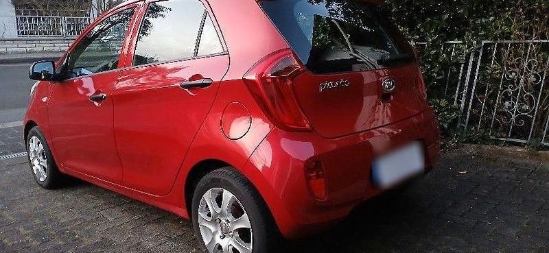 Gebraucht Kia Picanto 69 PS (50 kW) 2011 Rot Kleinwagen