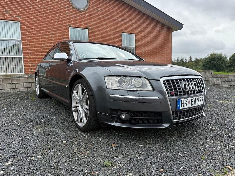 Gebraucht Audi S8 Sport 450 PS (330 kW) 2007 Grau Limousine
