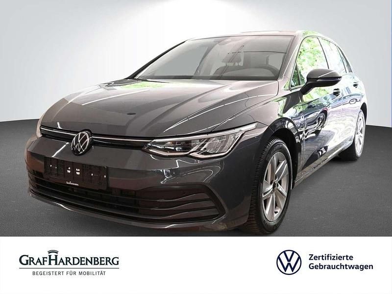 Delfingrau metallic Gebraucht 2024 VW Golf VIII Life Limousine | 25.960 € (Fairer Preis) - Bild 1/4