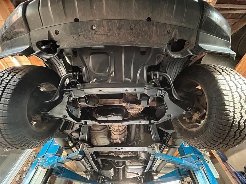 Gebraucht Nissan Navara 190 PS (139 kW) 2015 Schwarz Pickup