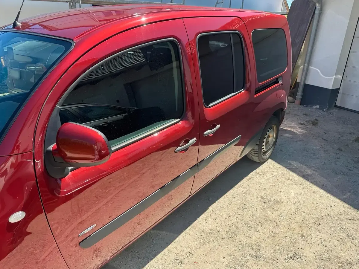 Gebraucht Mercedes Citan 111 110 PS (80 kW) 2015 Rot Kombi