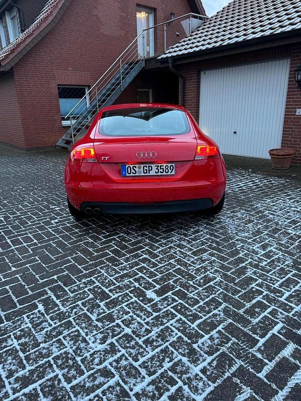 Second-hand Audi TT 200 CP (147 kW) 2008 Roșu Coupe