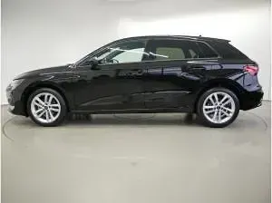 Gebraucht Audi A3 Advanced 150 PS (110 kW) 2025 Mythosschwarz metallic Limousine