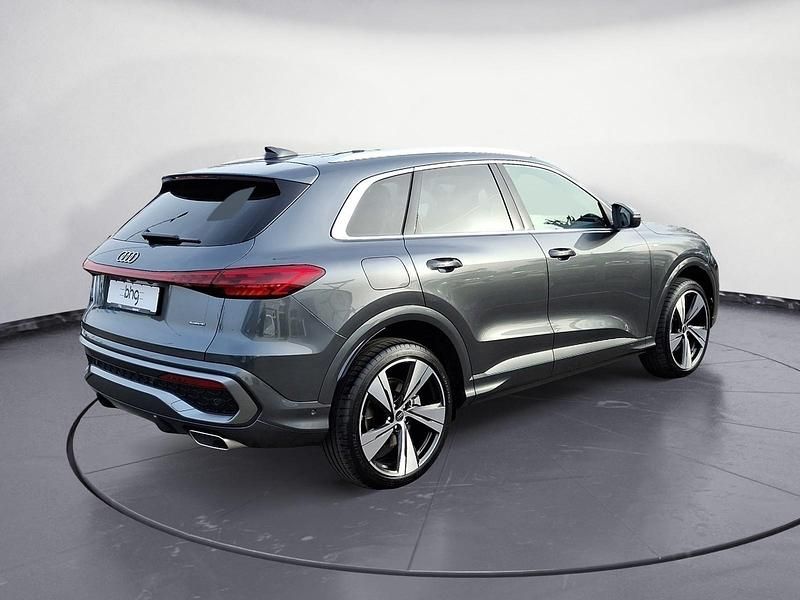 Neu Audi Q5 Advanced 204 PS (150 kW) 2026 Grau SUV