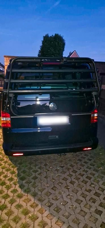 Second-hand VW T5 105 CP (77 kW) 2009 Negru Van