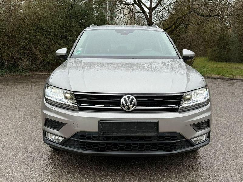 Gebraucht VW Tiguan Highline 150 PS (110 kW) 2016 Grau SUV