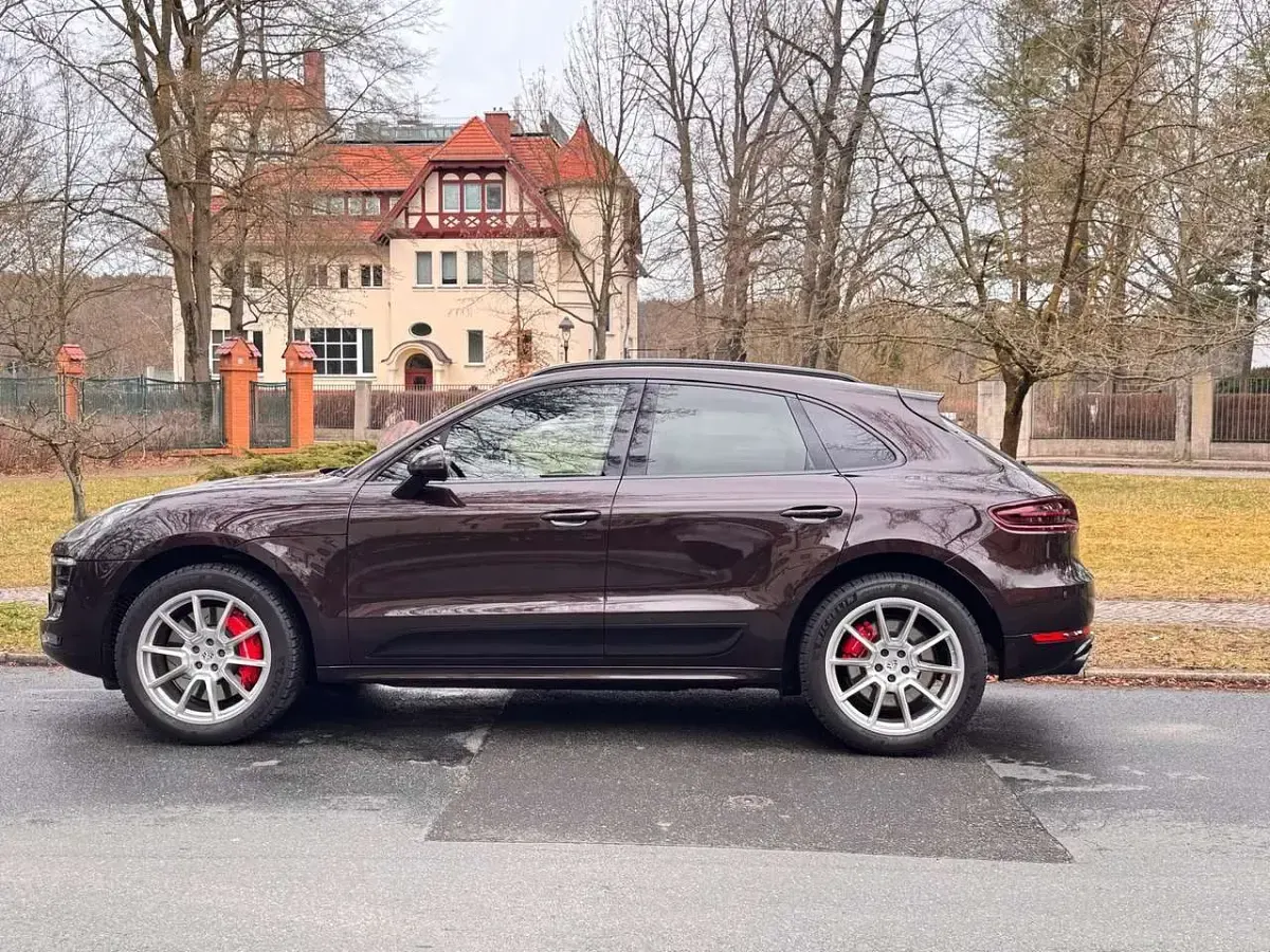 Gebraucht Porsche Macan Turbo 400 PS (294 kW) 2014 Braun SUV