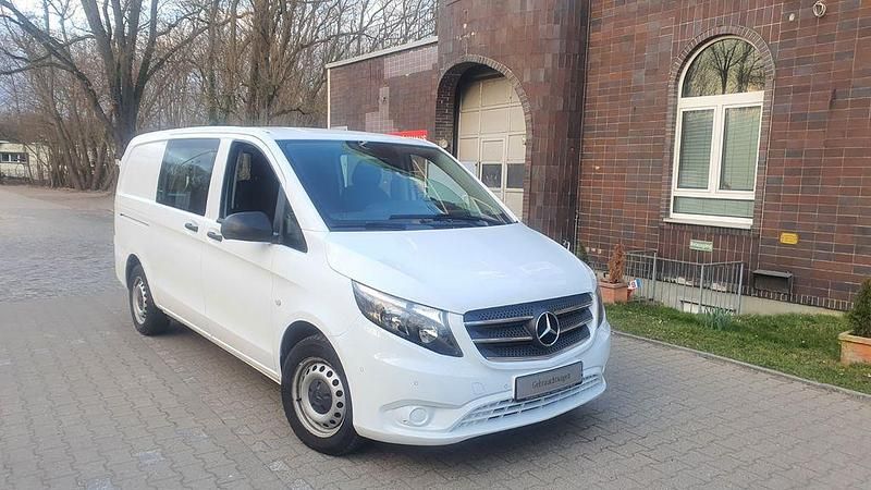 Gebraucht Mercedes Vito 163 PS (119 kW) 2019 Weiß Van