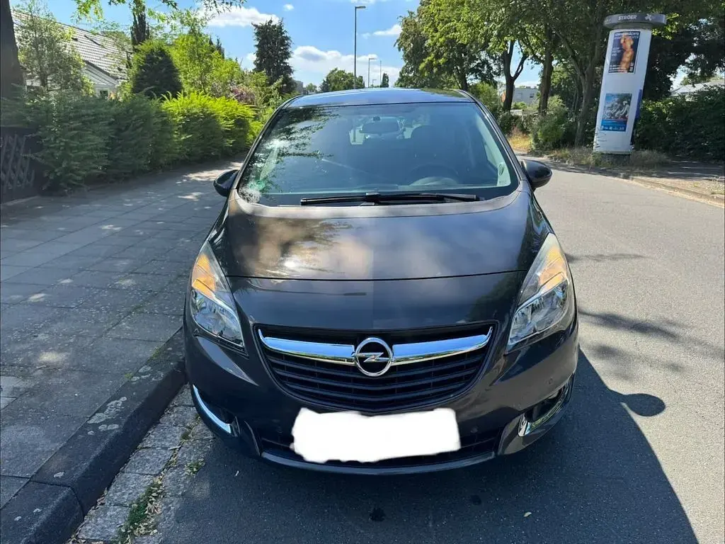 Gebraucht Opel Meriva Innovation 140 PS (102 kW) 2016 Grau Van / Kleinbus