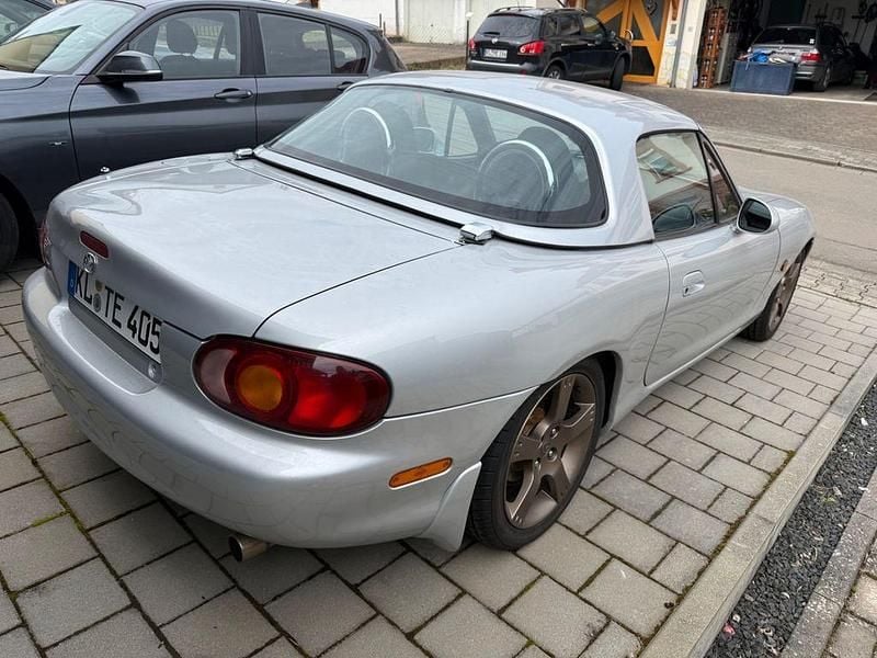 Gebraucht Mazda MX5 110 PS (80 kW) 2000 Silber Cabrio
