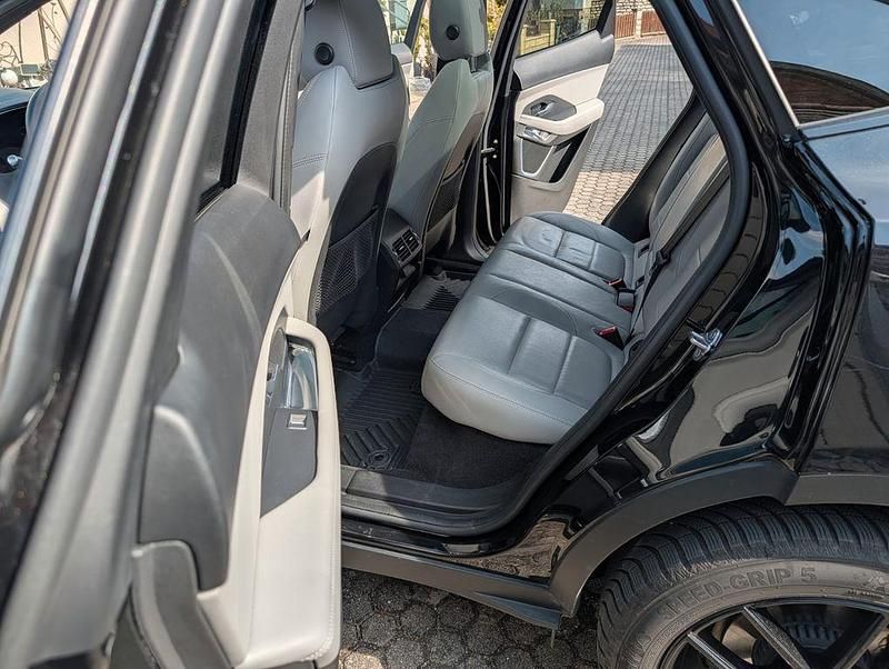 Gebraucht Jaguar E-Pace R-Dynamic 200 PS (147 kW) 2023 Schwarz SUV