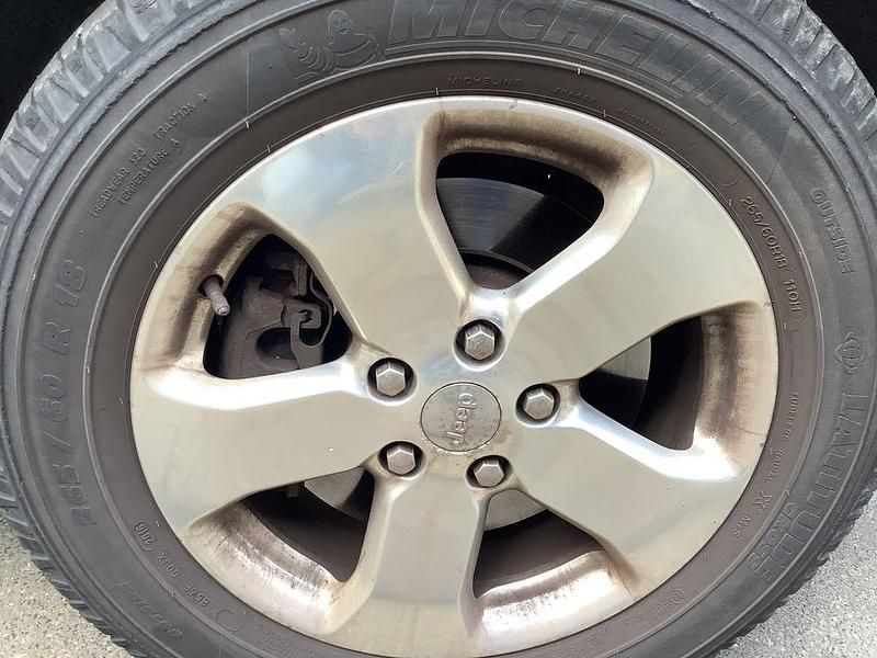 Gebraucht Jeep Grand Cherokee Laredo 190 PS (139 kW) 2012 Grau SUV