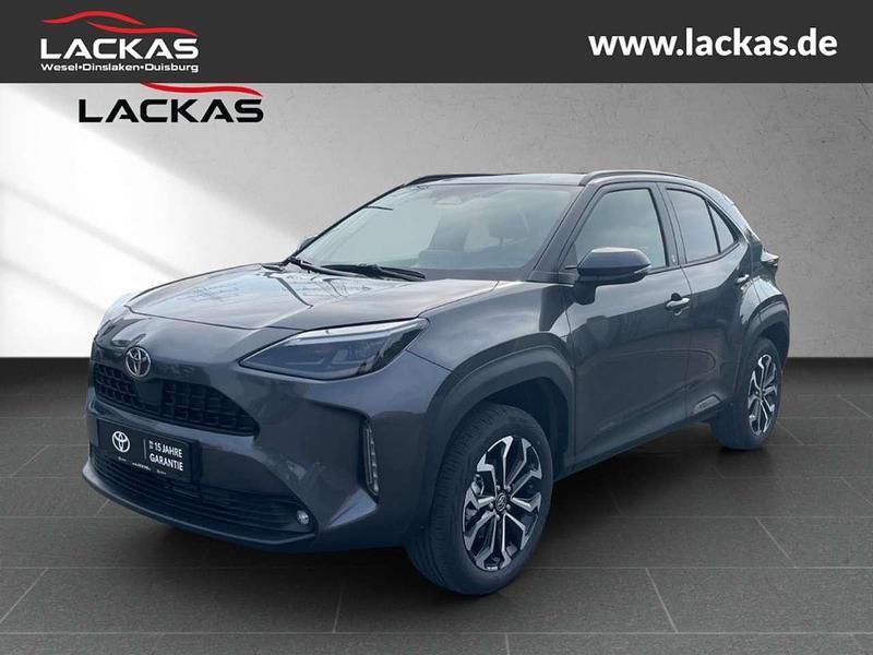 Grey metallic Neu 2025 Toyota Yaris Cross SUV | 27.990 € (Fairer Preis) - Bild 1/4