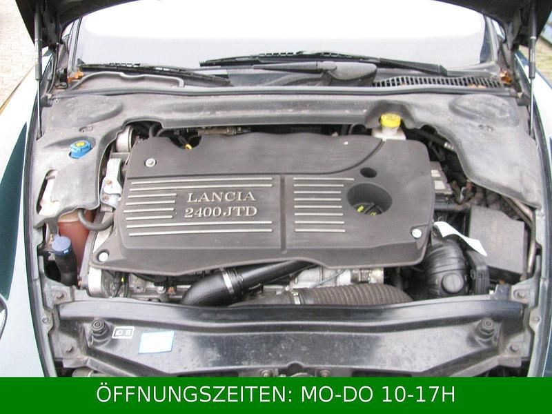 Usata Lancia Thesis 175 CV (128 kW) 2003 Berlina